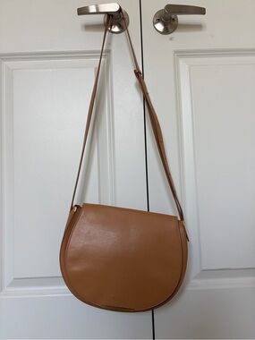 CUYANA Tan Saddle Bag